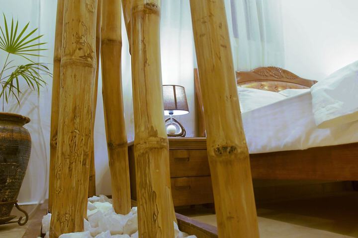 Room 2 of 4