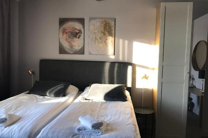 Room 9 of 45