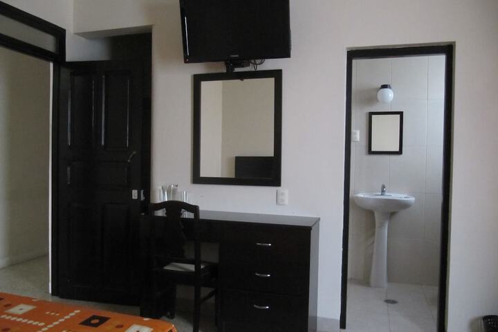 Room 19 of 32