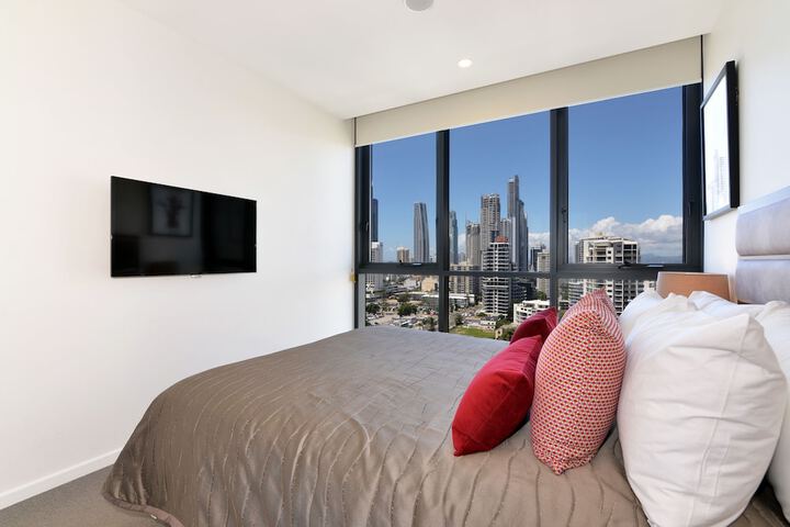 Room 12 of 53