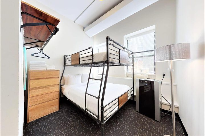 Room 11 of 46