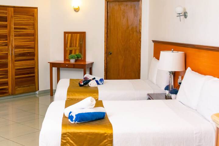 Room 2 of 44