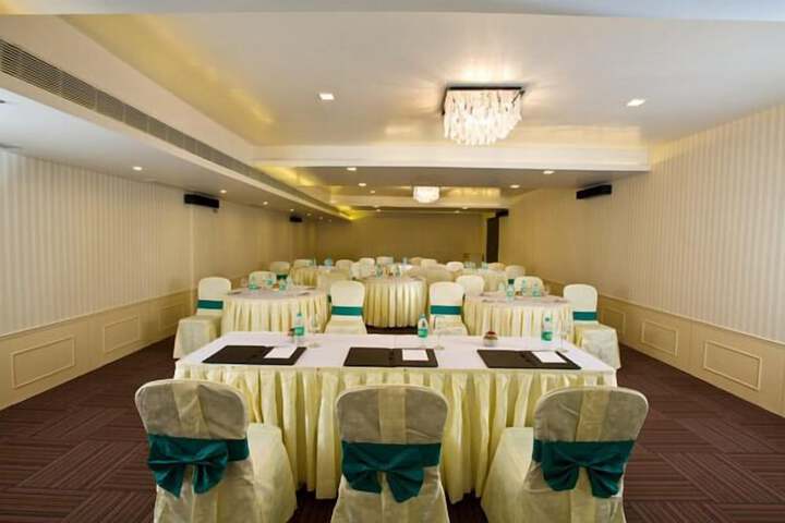 Ballroom/Hall 25 of 29