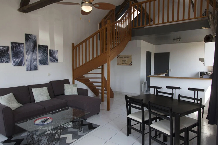 Room 8 of 15