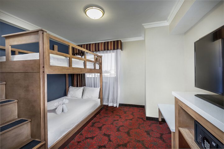 Children's theme room
