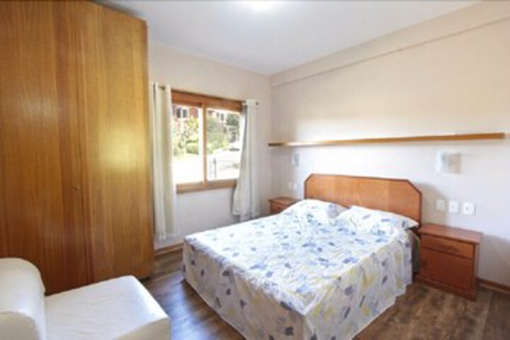 Room 17 of 24