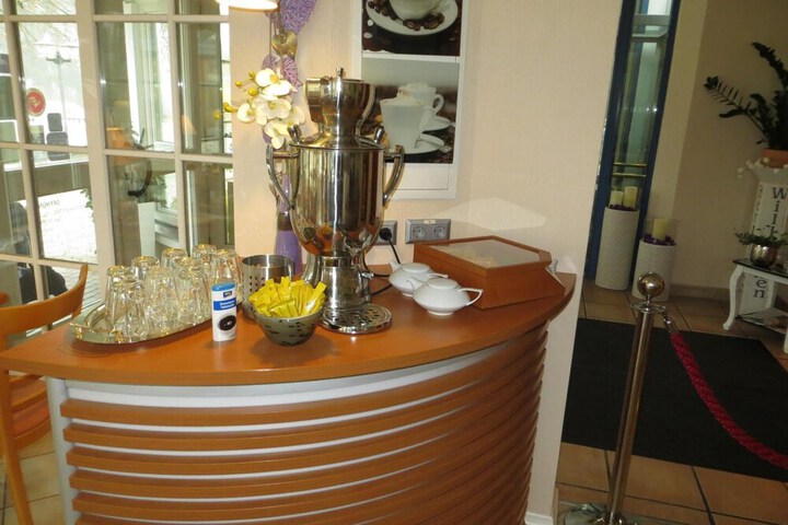 Guest Lobby
