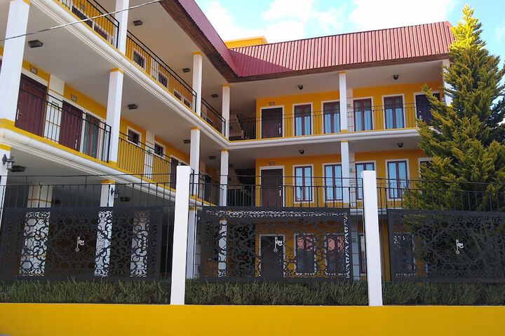 Hotel 7 of 8