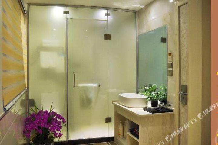 Milan Boutique Hotel
