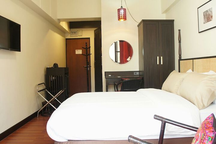 Room 14 of 46