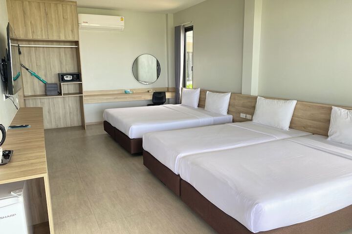 Room 15 of 66