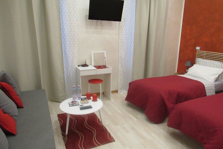 Room 7 of 37