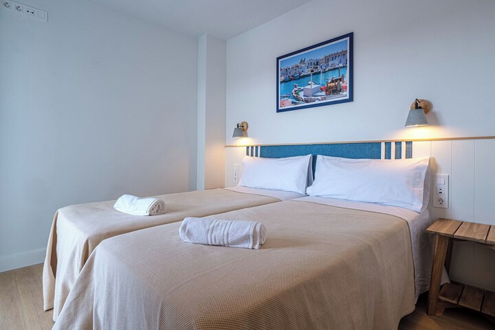 Room 4 of 22