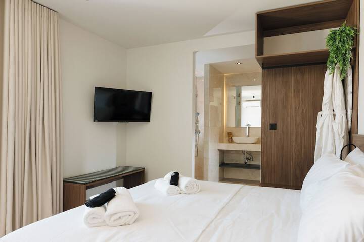 Room 49 of 172