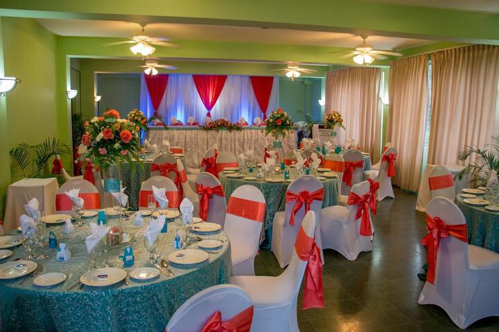 Banquet hall