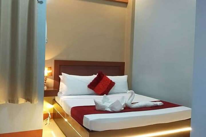 Room 9 of 46