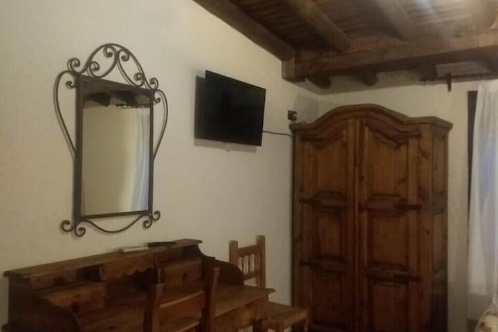 Room 5 of 62