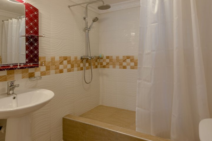 Room 41 of 49