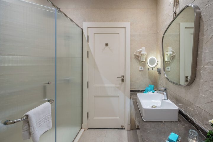 Bath Interior