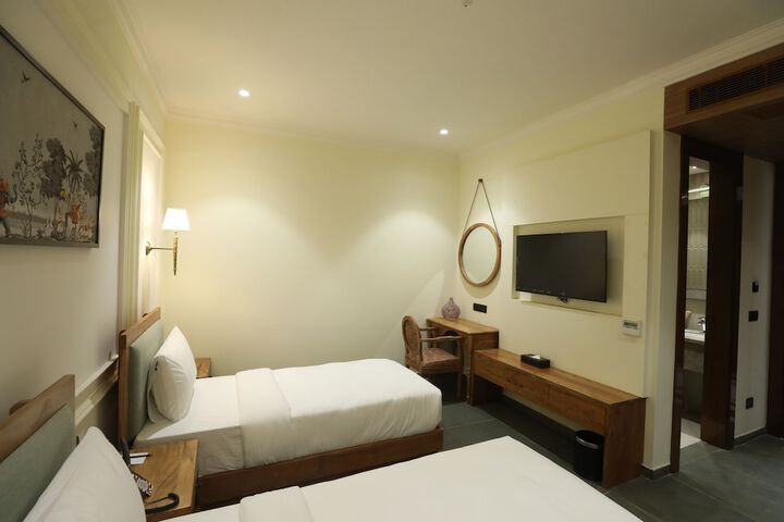 Room 21 of 117