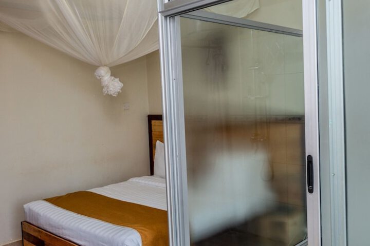 Room 29 of 68