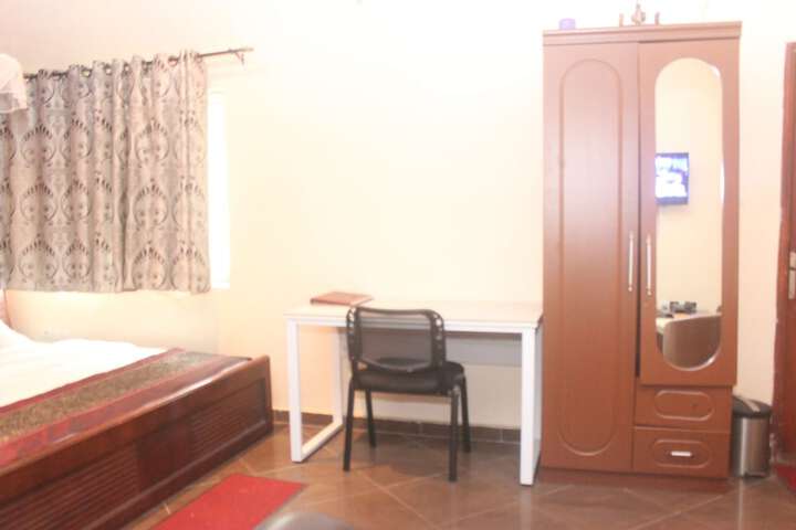 Room 11 of 45