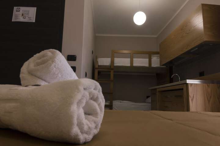 Room 19 of 121