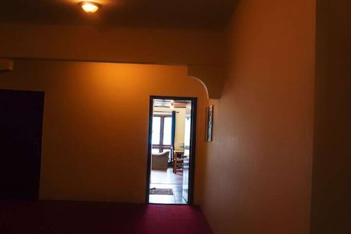 Room 18 of 36