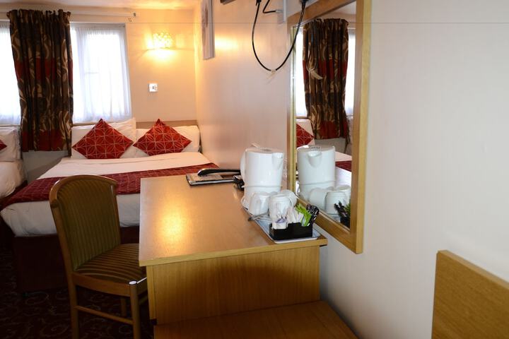 Room 40 of 88