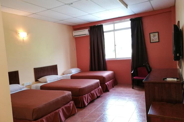 Room 16 of 31