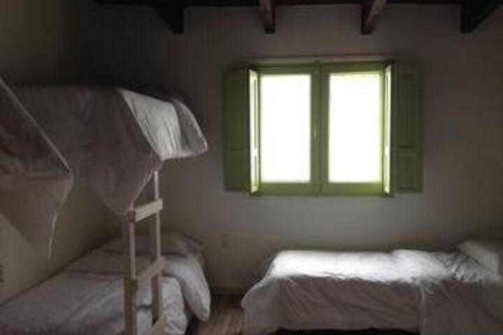 Room 27 of 58