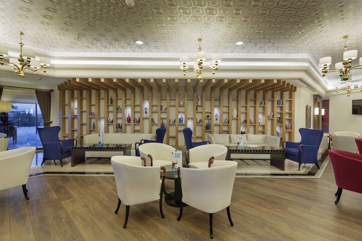Guest Lobby