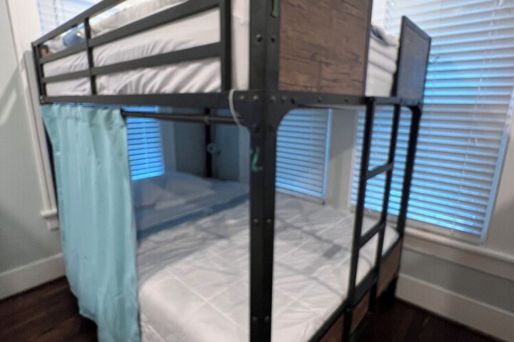 Room 18 of 59
