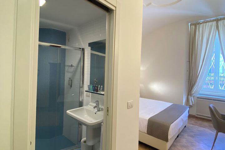 Room 49 of 180