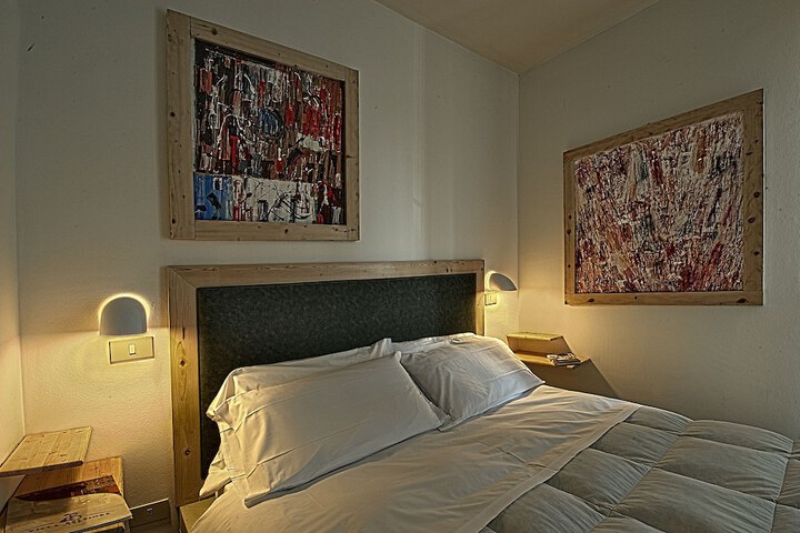 Room 13 of 50