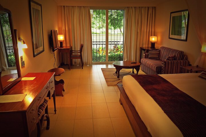 Room 32 of 68