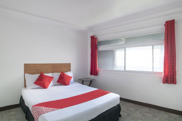 Room 4 of 57