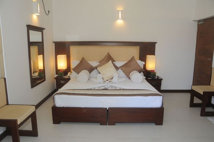 Room 21 of 74