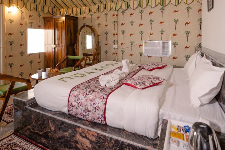 Room 5 of 35