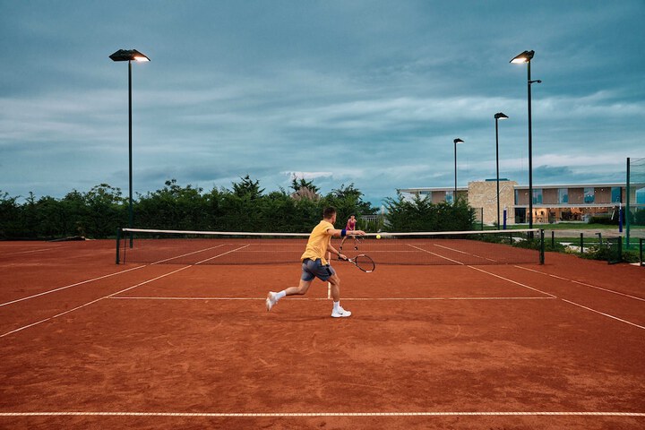Tennis court