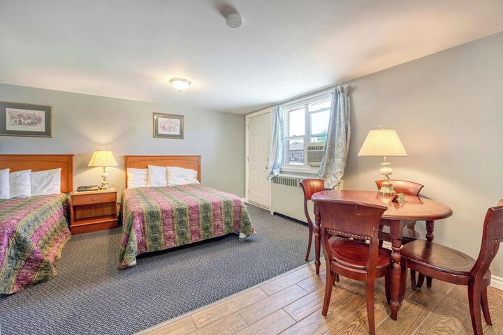 Room 6 of 72