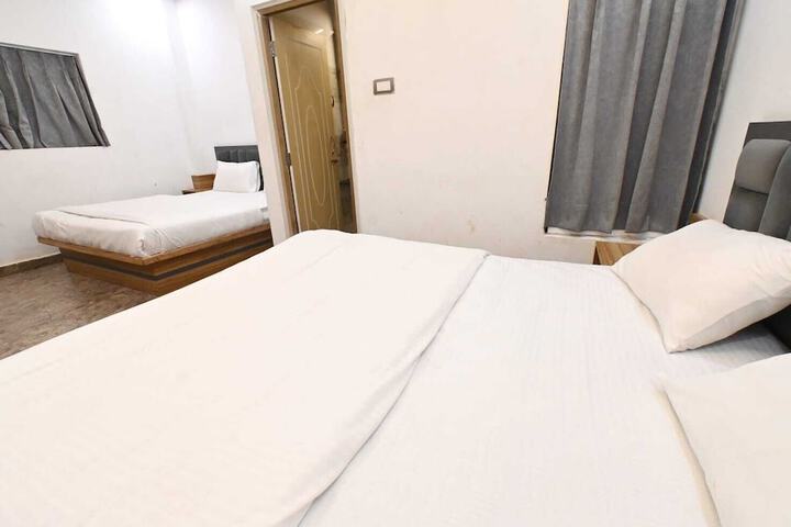 Room 19 of 29