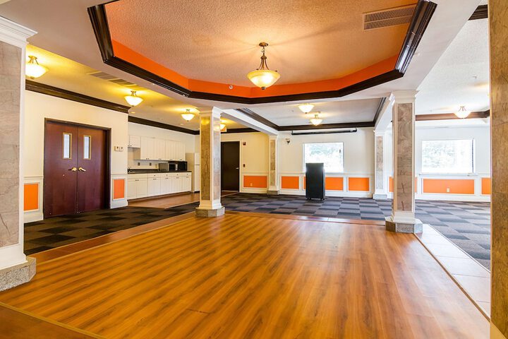 Entrance & Lobby
