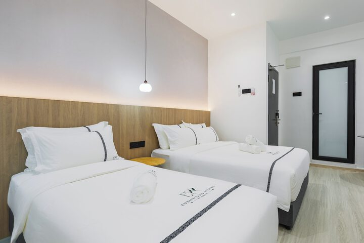 Room 43 of 139