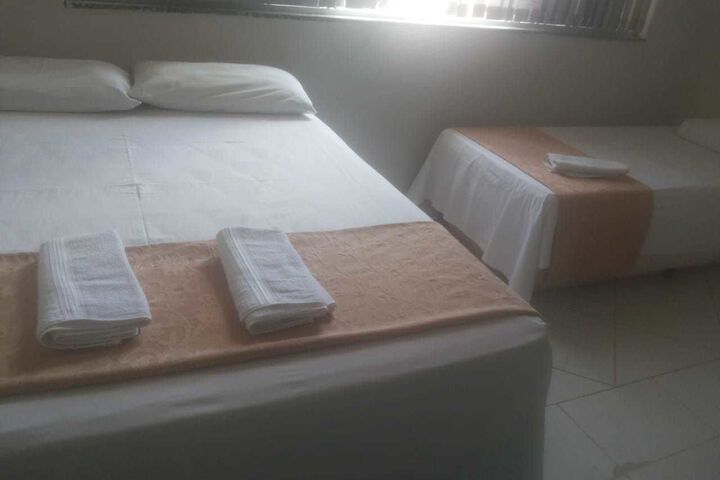 Room 9 of 14