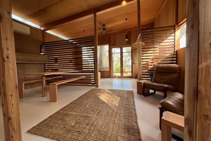 Room 4 of 26