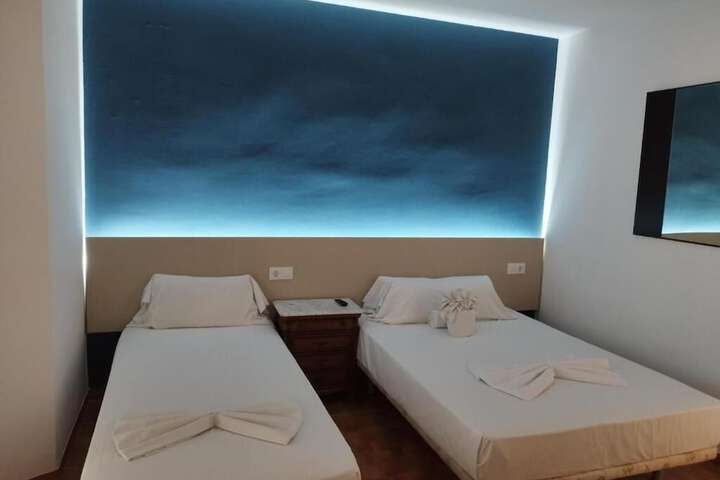 Room 8 of 21