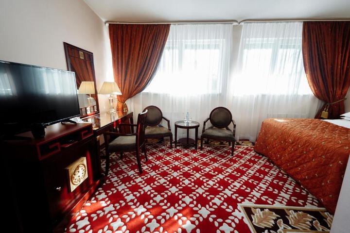 Photo 18