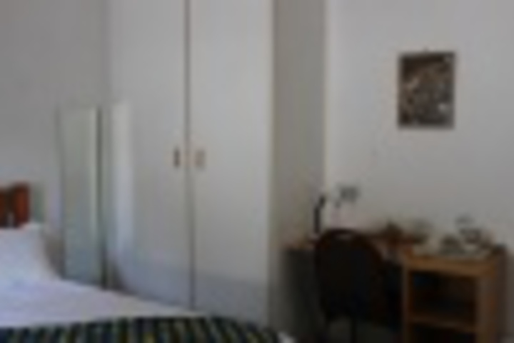 Room 244 of 288