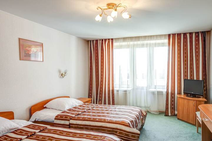 Room 4 of 52